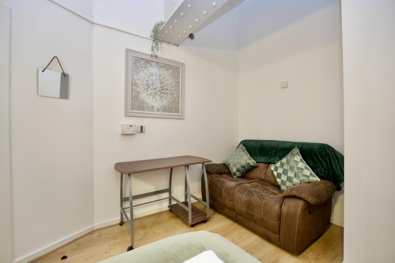 City Loft Apartment โคเวนทรี ภายนอก รูปภาพ