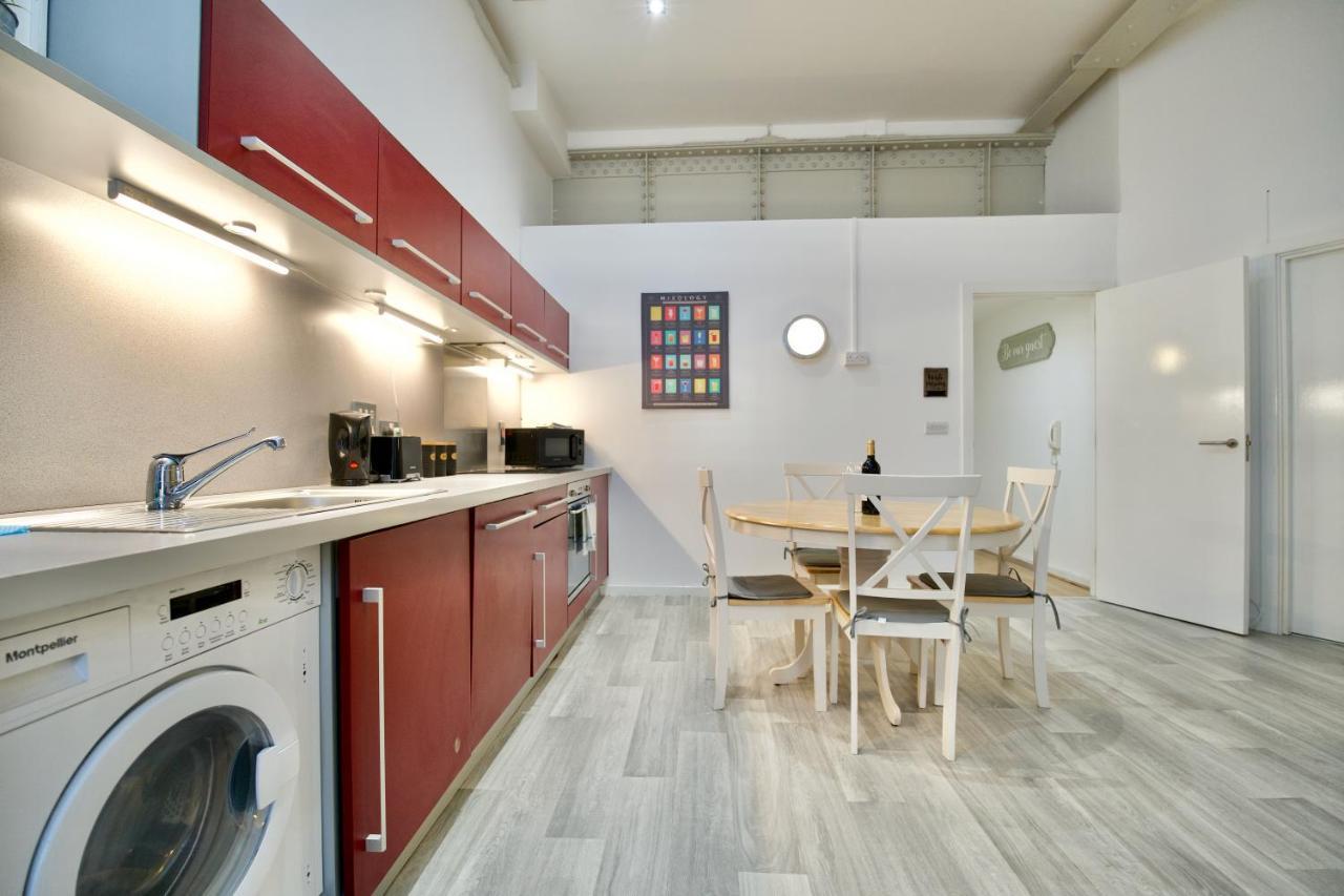 City Loft Apartment โคเวนทรี ภายนอก รูปภาพ